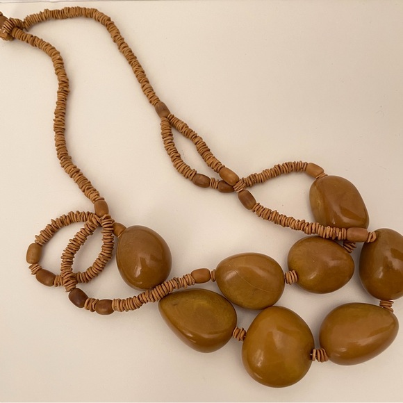 Vintage HAWAIIAN Real KUKUI NUT Wood Summer Beach Tropical Vacation Necklace - Picture 1 of 9